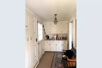 6 Gross Ln, Easthampton, MA 01027 - Photo 9
