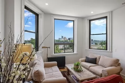 31 Bay State Rd #4, Boston, MA 02215 - Photo 3