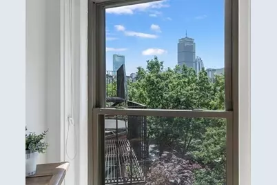 31 Bay State Rd #4, Boston, MA 02215 - Photo 19