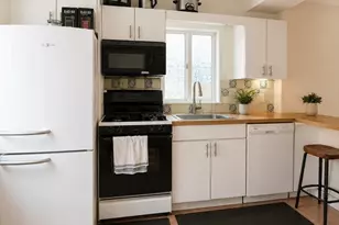 128 Holworthy St, Cambridge, MA 02138 - Photo 7