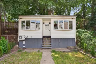 31 Wordsworth St, Boston, MA 02128 - Photo 23