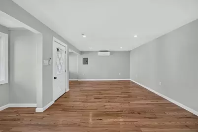 31 Wordsworth St, Boston, MA 02128 - Photo 25