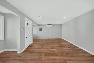 31 Wordsworth St, Boston, MA 02128 - Photo 25