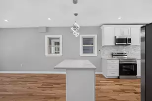 31 Wordsworth St, Boston, MA 02128 - Photo 5