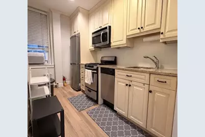 11 Irving St #6, Boston, MA 02114 - Photo 5