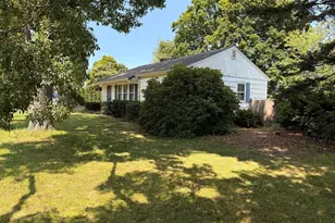 264 Slocum Rd, Dartmouth, MA 02747 - Photo 3