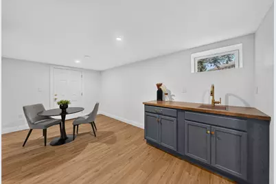8 Everett St, Wakefield, MA 01880 - Photo 19