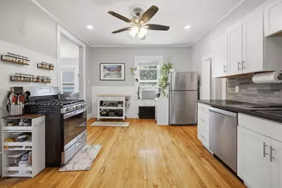 104 Granville Ave, Malden, MA 02148 - Photo 21