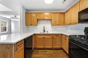19 Russell Pl, Arlington, MA 02474 - Photo 9