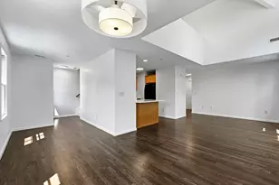 19 Russell Pl, Arlington, MA 02474 - Photo 7