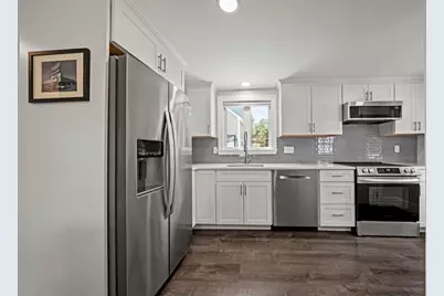 1 Brook Rd, Woburn, MA 01801 - Photo 5