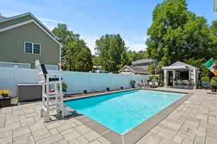 1 Brook Rd, Woburn, MA 01801 - Photo 33