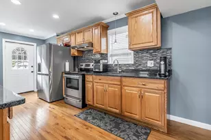 38 Barrett St, Revere, MA 02151 - Photo 15
