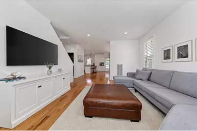 34 Parkview St, Weymouth, MA 02190 - Photo 5