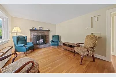 54 Acorn St, Braintree, MA 02184 - Photo 7