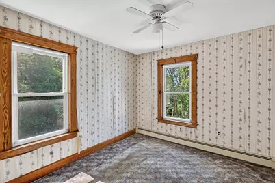 52 Bancroft St, Gardner, MA 01440 - Photo 25