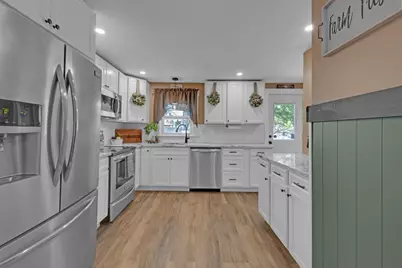 608 Abbott Ave, Leominster, MA 01453 - Photo 5
