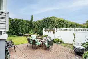 101 Bowen Ave, Medford, MA 02155 - Photo 17