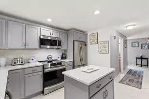 35 Pilgrim Village Rd, Taunton, MA 02780 - Photo 13