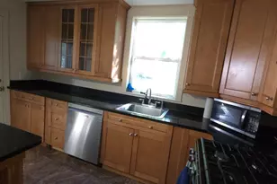 10-12 Alcott Park, Malden, MA 02148 - Photo 9