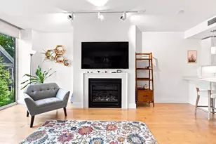 7 Beech St, Cambridge, MA 02140 - Photo 3