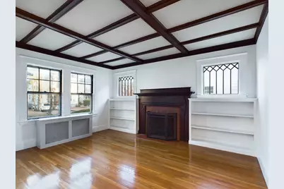 25 Rowe St #1, Newton, MA 02466 - Photo 3