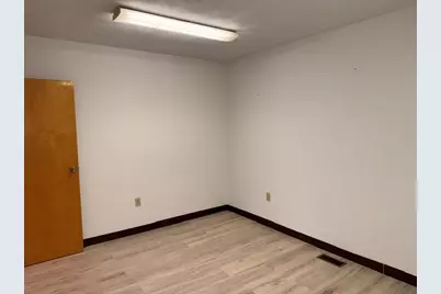 32 Central Ave, Chelsea, MA 02150 - Photo 5