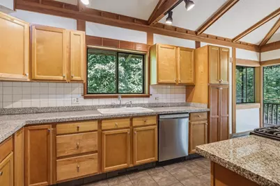 5 Laurel Ridge Dr, Belchertown, MA 01007 - Photo 5