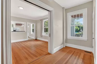 583 Watertown St #583, Newton, MA 02460 - Photo 5