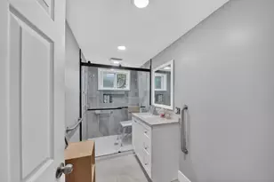 24 Mayflower Dr, Plymouth, MA 02360 - Photo 27