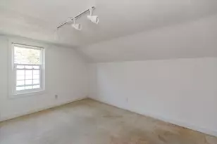 147 Smith St, North Attleboro, MA 02760 - Photo 15