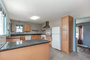 147 Smith St, North Attleboro, MA 02760 - Photo 7