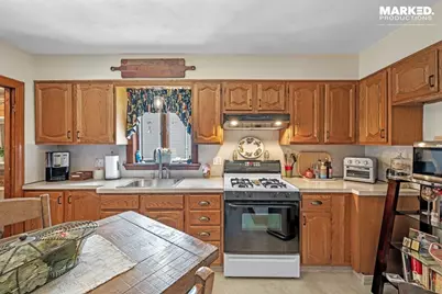 354 Lynn St, Malden, MA 02148 - Photo 11