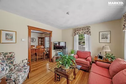 354 Lynn St, Malden, MA 02148 - Photo 5