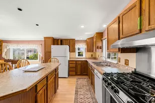 10 70th St, Newburyport, MA 01950 - Photo 5