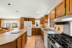 10 70th St, Newburyport, MA 01950 - Photo 5