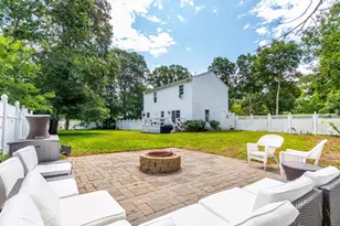 8 Hampden Rd, Falmouth, MA 02536 - Photo 3
