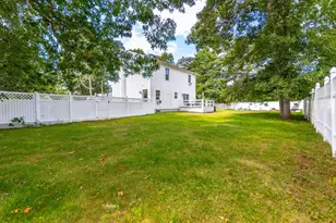 8 Hampden Rd, Falmouth, MA 02536 - Photo 27
