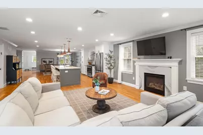 121 Salem St, Reading, MA 01867 - Photo 5