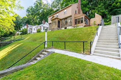 30 Saint Elmo Rd, Worcester, MA 01602 - Photo 3