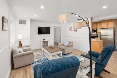 12 Russell Rd #103, Wellesley, MA 02482 - Photo 9