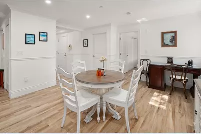 12 Russell Rd #103, Wellesley, MA 02482 - Photo 5