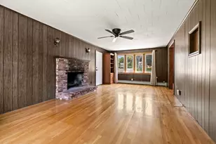 554 Hildreth St, Dracut, MA 01826 - Photo 9