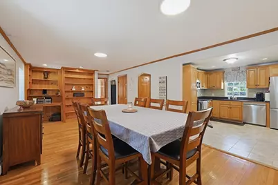 407 Ralph Talbot St, Weymouth, MA 02190 - Photo 5