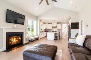 36 Phoebe St, Methuen, MA 01844 - Photo 15