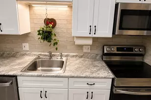 1205 Grafton St, Worcester, MA 01604 - Photo 5