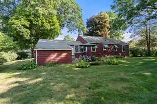 69 Mohawk Dr, Springfield, MA 01129 - Photo 21