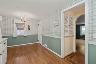 69 Mohawk Dr, Springfield, MA 01129 - Photo 5