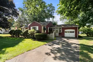 69 Mohawk Dr, Springfield, MA 01129 - Photo 1
