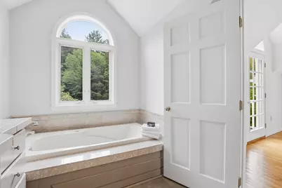 106 Concord Rd, Bedford, MA 01730 - Photo 21
